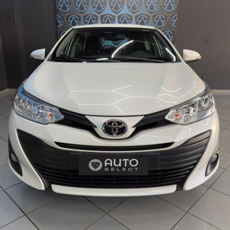 TOYOTA Yaris Sedan 1.5 16V 4P FLEX XL MULTIDRIVE AUTOMTICO CVT, Foto 2