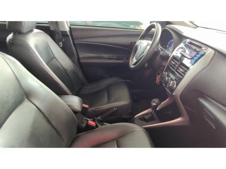 TOYOTA Yaris Sedan 1.5 16V 4P FLEX XL MULTIDRIVE AUTOMTICO CVT, Foto 13