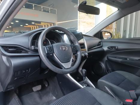TOYOTA Yaris Sedan 1.5 16V 4P FLEX XL LIVE MULTIDRIVE AUTOMTICO CVT, Foto 8