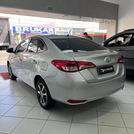 TOYOTA Yaris Sedan 1.3 16V 4P FLEX XL LIVE, Foto 3