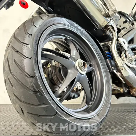 TRIUMPH Speed Triple 1050 , Foto 9