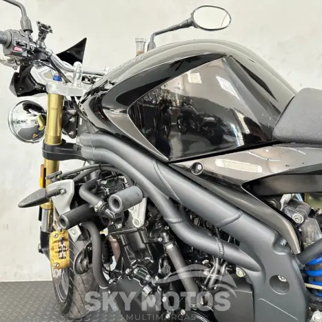 TRIUMPH Speed Triple 1050 , Foto 19