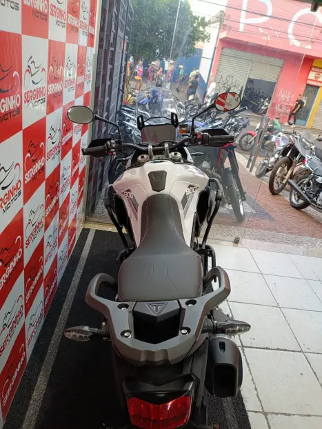 TRIUMPH Tiger 1050 800 XC, Foto 4