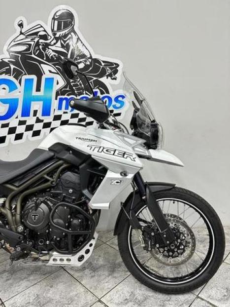 TRIUMPH Tiger 800 XCX, Foto 2