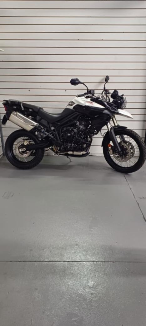 TRIUMPH Tiger 800 XC, Foto 1