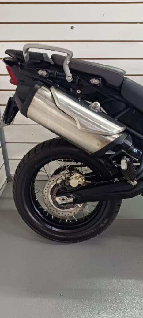 TRIUMPH Tiger 800 XC, Foto 5