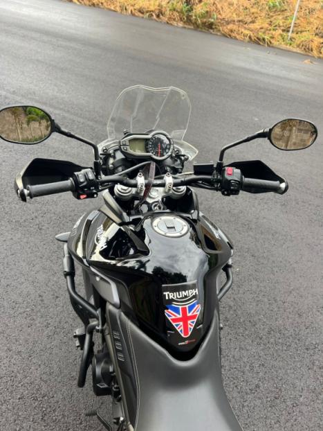 TRIUMPH Tiger 800 XRX, Foto 4