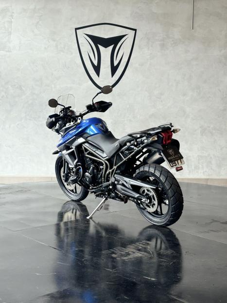 TRIUMPH Tiger 800 XRX, Foto 2