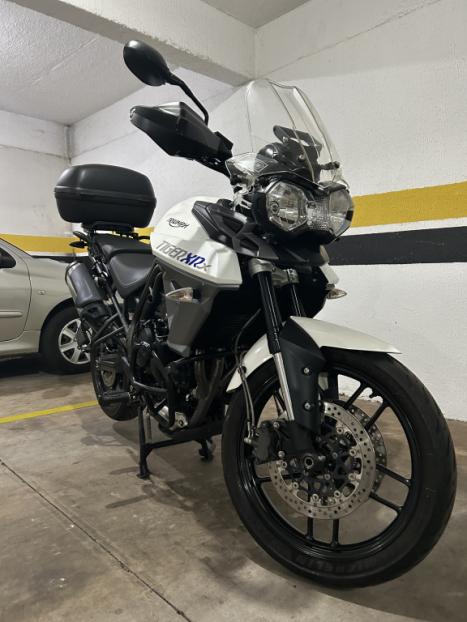 TRIUMPH Tiger 800 XRX, Foto 1