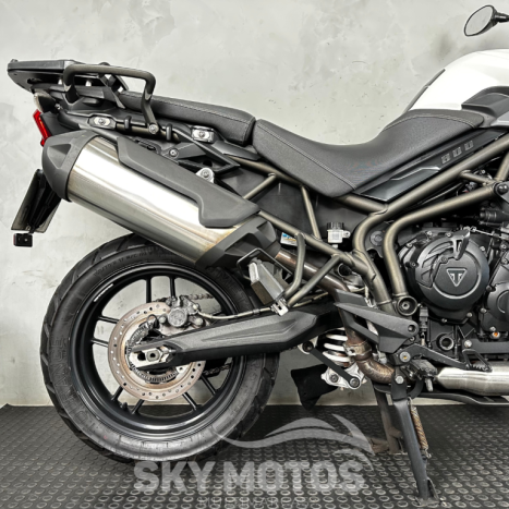 TRIUMPH Tiger 800 XR, Foto 2