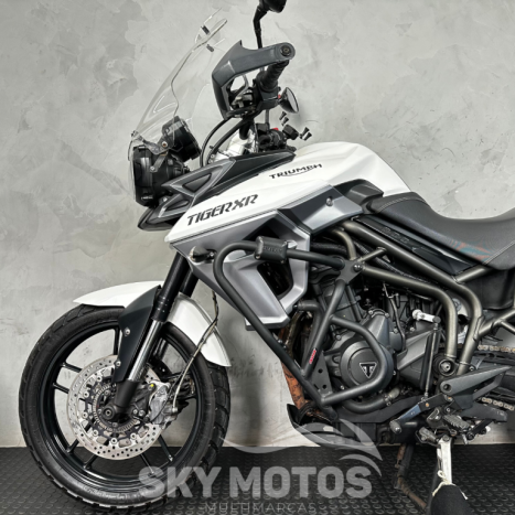 TRIUMPH Tiger 800 XR, Foto 12