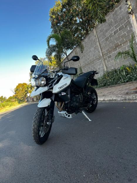 TRIUMPH Tiger 800 XR, Foto 2