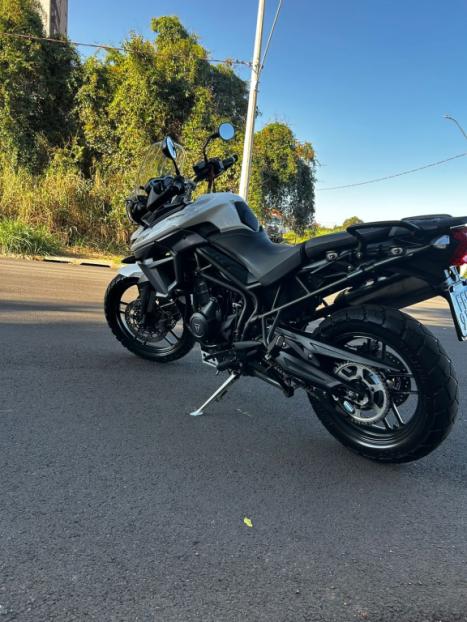 TRIUMPH Tiger 800 XR, Foto 4