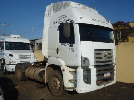 VOLKSWAGEN 19-320 E CL 4X2 CONSTELLATION, Foto 2
