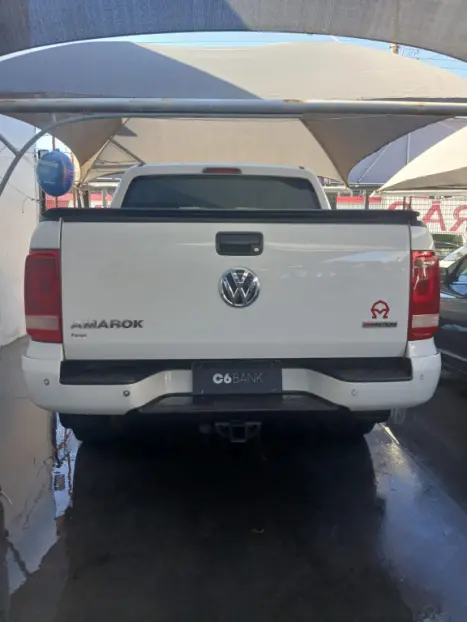 VOLKSWAGEN Amarok 2.0 16V 4X4 CABINE DUPLA TRENDLINE TURBO INTERCOOLER, Foto 4