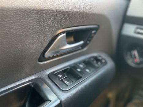 VOLKSWAGEN Amarok 2.0 16V 4X4 CABINE DUPLA  HIGHLINE TURBO INTERCOOLER, Foto 12
