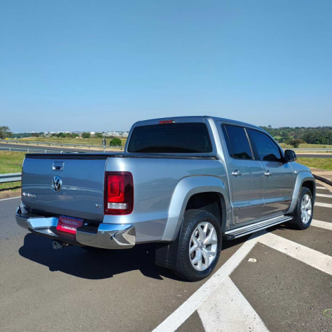 VOLKSWAGEN Amarok 3.0 V6 CABINE DUPLA HIGHLINE 4X4 TURBO INTERCOOLER AUTOMTICO, Foto 2