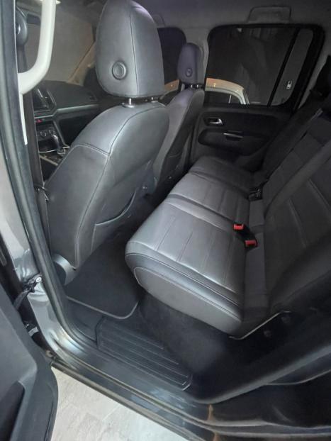 VOLKSWAGEN Amarok 3.0 V6 CABINE DUPLA HIGHLINE 4X4 TURBO INTERCOOLER AUTOMTICO, Foto 3