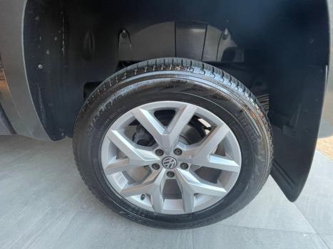 VOLKSWAGEN Amarok 3.0 V6 CABINE DUPLA HIGHLINE 4X4 TURBO INTERCOOLER AUTOMTICO, Foto 4