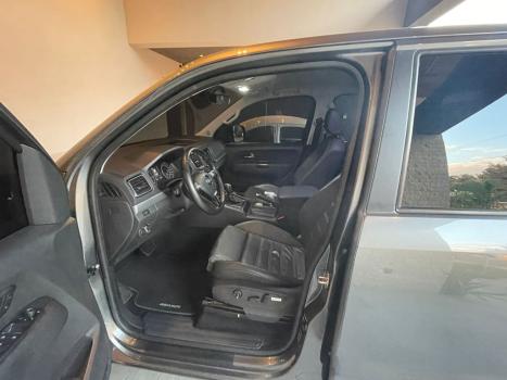 VOLKSWAGEN Amarok 3.0 V6 CABINE DUPLA HIGHLINE 4X4 TURBO INTERCOOLER AUTOMTICO, Foto 6