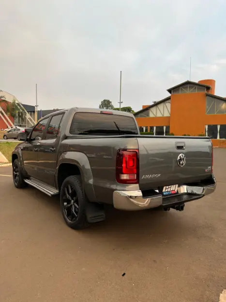 VOLKSWAGEN Amarok 3.0 V6 CABINE DUPLA HIGHLINE 4X4 TURBO INTERCOOLER AUTOMTICO, Foto 5