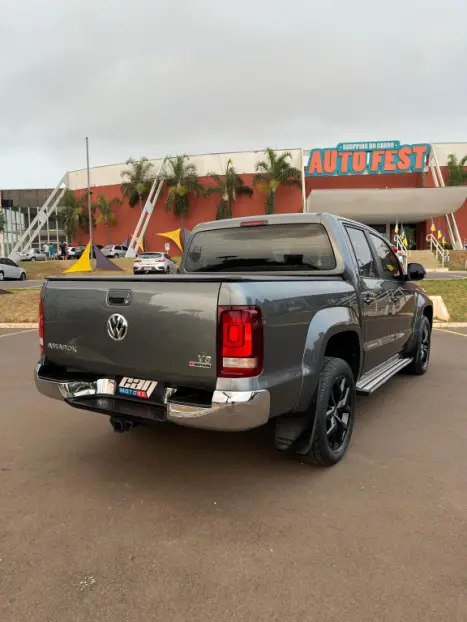 VOLKSWAGEN Amarok 3.0 V6 CABINE DUPLA HIGHLINE 4X4 TURBO INTERCOOLER AUTOMTICO, Foto 6