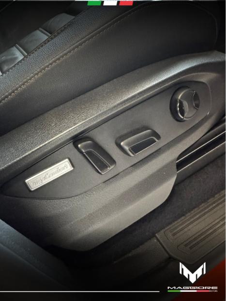 VOLKSWAGEN Amarok 3.0 V6 CABINE DUPLA HIGHLINE 4X4 TURBO INTERCOOLER AUTOMTICO, Foto 9