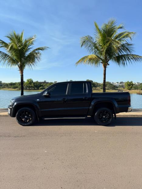 VOLKSWAGEN Amarok 3.0 V6 CABINE DUPLA HIGHLINE 4X4 TURBO INTERCOOLER AUTOMTICO, Foto 2
