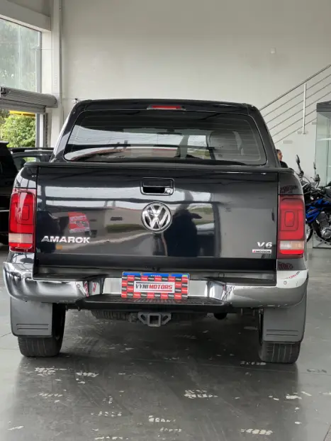 VOLKSWAGEN Amarok 3.0 V6 CABINE DUPLA HIGHLINE 4X4 TURBO INTERCOOLER AUTOMTICO, Foto 16