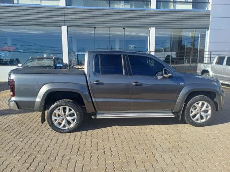 VOLKSWAGEN Amarok 3.0 V6 CABINE DUPLA HIGHLINE 4X4 TURBO INTERCOOLER AUTOMTICO, Foto 4