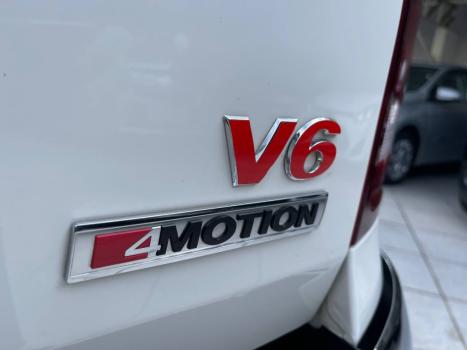 VOLKSWAGEN Amarok 3.0 V6 CABINE DUPLA HIGHLINE 4X4 TURBO INTERCOOLER AUTOMTICO, Foto 13