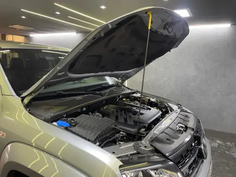 VOLKSWAGEN Amarok 3.0 V6 CABINE DUPLA HIGHLINE EXTREME 4X4 TURBO INTERCOOLER AUTOMTICO, Foto 16