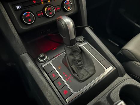 VOLKSWAGEN Amarok 3.0 V6 CABINE DUPLA HIGHLINE 4X4 TURBO INTERCOOLER AUTOMTICO, Foto 10