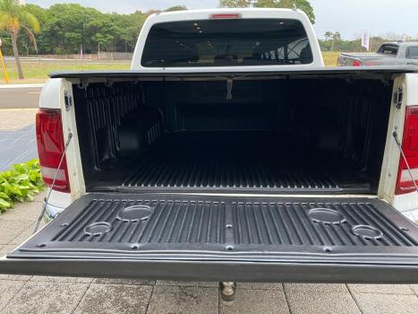VOLKSWAGEN Amarok 3.0 V6 CABINE DUPLA HIGHLINE 4X4 TURBO INTERCOOLER AUTOMTICO, Foto 13