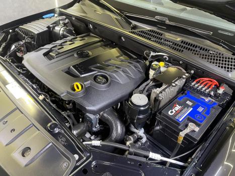 VOLKSWAGEN Amarok 3.0 V6 CABINE DUPLA HIGHLINE 4X4 TURBO INTERCOOLER AUTOMTICO, Foto 17