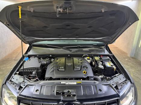 VOLKSWAGEN Amarok 3.0 V6 CABINE DUPLA HIGHLINE 4X4 TURBO INTERCOOLER AUTOMTICO, Foto 13