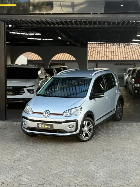 VOLKSWAGEN Cross UP 1.0 12V 4P TSI FLEX, Foto 6
