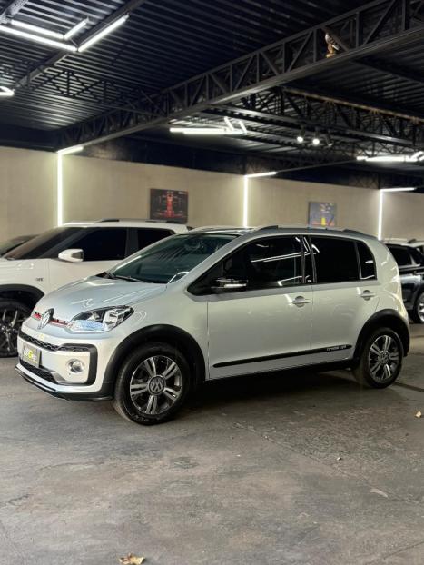 VOLKSWAGEN Cross UP 1.0 12V 4P TSI FLEX, Foto 18