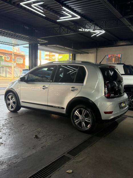 VOLKSWAGEN Cross UP 1.0 12V 4P TSI FLEX, Foto 19
