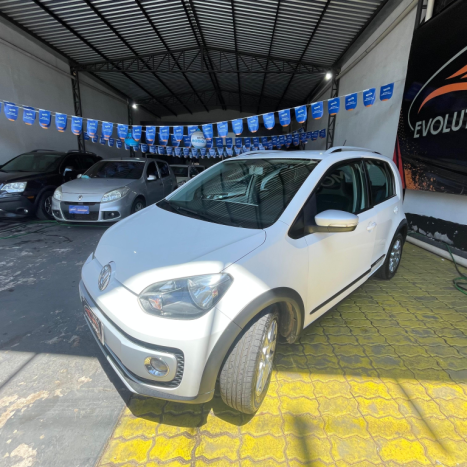 VOLKSWAGEN Cross UP 1.0 12V 4P TSI FLEX, Foto 3