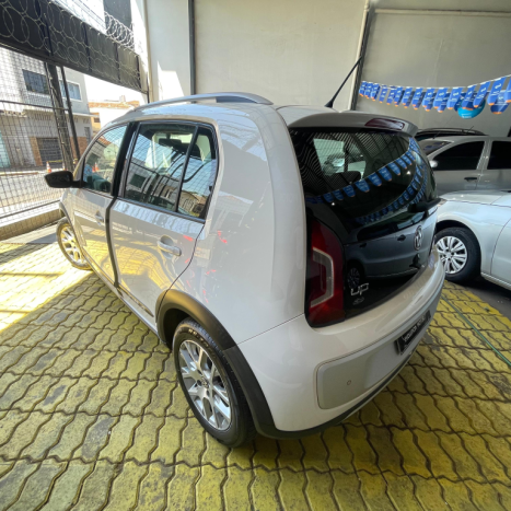 VOLKSWAGEN Cross UP 1.0 12V 4P TSI FLEX, Foto 4