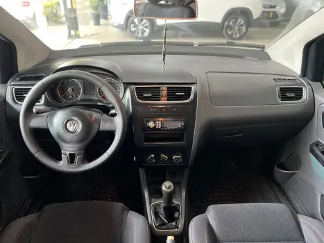 VOLKSWAGEN Crossfox 1.6 4P FLEX, Foto 2