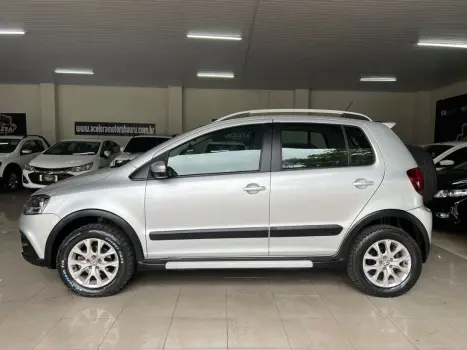 VOLKSWAGEN Crossfox 1.6 4P FLEX, Foto 10