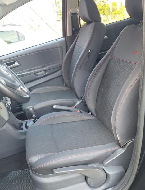VOLKSWAGEN Crossfox 1.6 4P FLEX I-MOTION AUTOMATIZADO, Foto 8