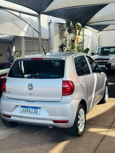 VOLKSWAGEN Fox 1.0 4P PLUS FLEX, Foto 4