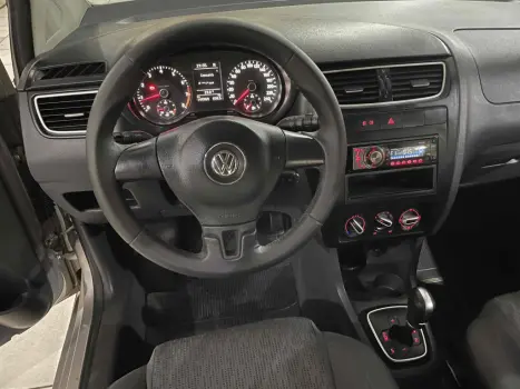 VOLKSWAGEN Fox 1.6 4P TREND FLEX, Foto 8