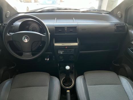 VOLKSWAGEN Fox 1.6 4P, Foto 8