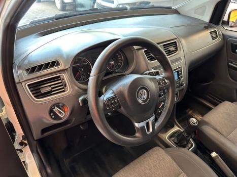 VOLKSWAGEN Fox 1.6 4P, Foto 9