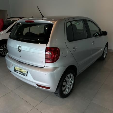 VOLKSWAGEN Fox 1.6 4P FLEX, Foto 4