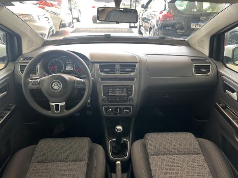 VOLKSWAGEN Fox 1.6 4P, Foto 9